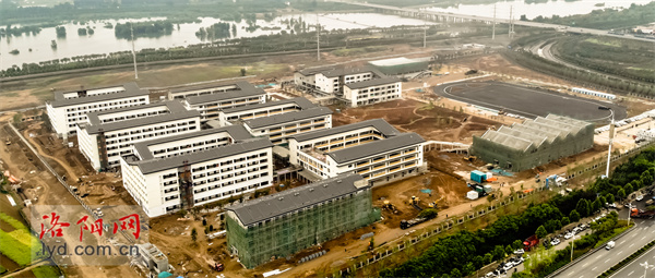 装饰装修工程已过半！洛阳7所新建高中6月底米乐M6 米乐有望陆续完工(图2)