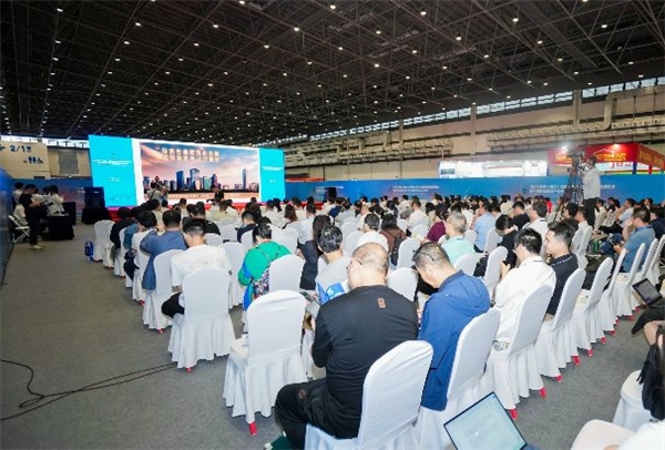 2023华南（海口）建博会暨第二届中国（海南）全装修产业与装配式内装修智造高峰论坛在米乐 M6米乐海口举办(图2)