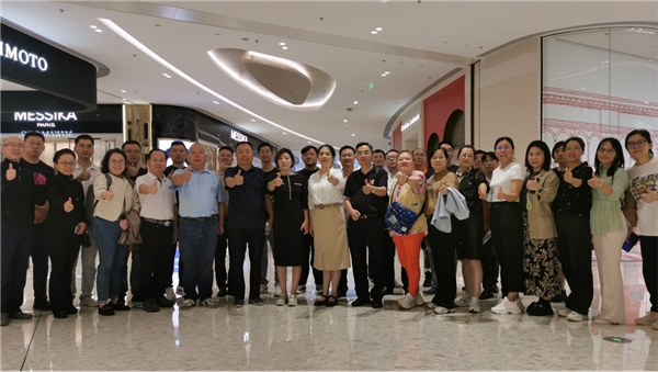 2023华南（海口）建博会暨第二届中国（海南）全装修产业与装配式内装修智造高峰论坛在米乐 M6米乐海口举办(图15)