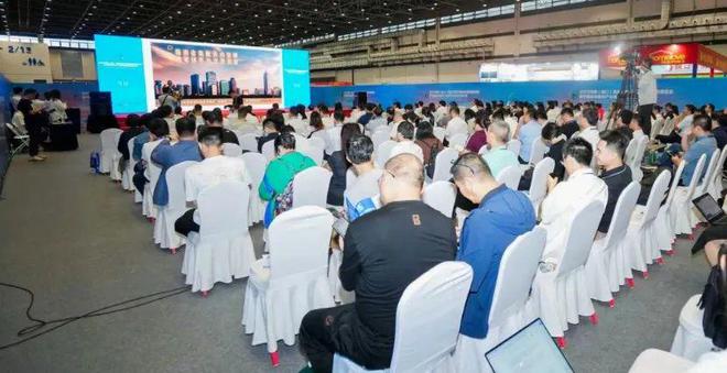米乐M6 米乐三月雨获评“中国建筑装饰行业企业绿色可持续发展倡议发起单位”(图3)
