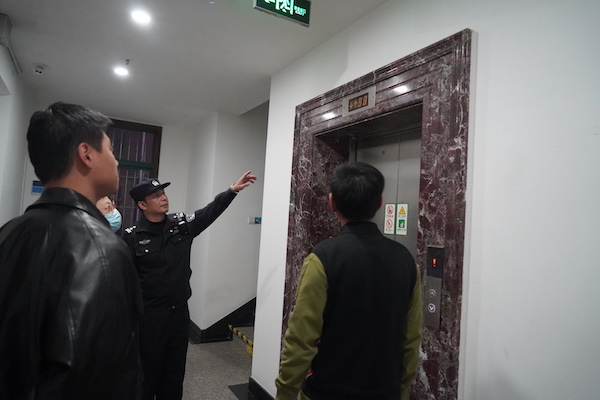 从“三所联动”到联勤联动曹家渡派出所引入更多社会力量化解矛盾纠纷米乐M6 米乐(图4)