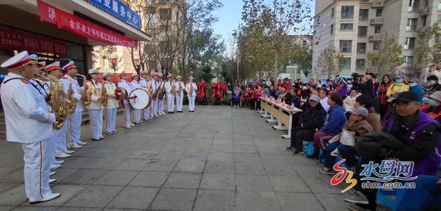 文明传播志愿大队再添新成米乐 M6米乐员(图1)