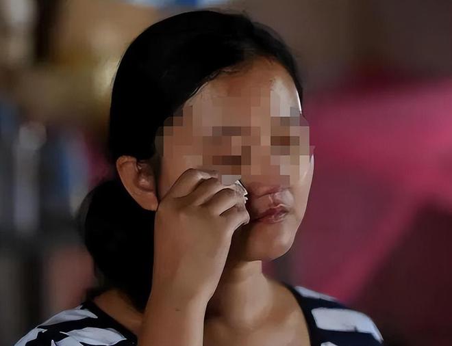 “他自己掉下去凭啥我赔？”男子装防盗网坠亡家属索赔200万(图4)