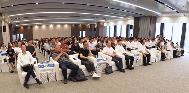 高标准提质 低成本创优——江苏省装饰装修工程创优交流观摩暨中国建筑工程装饰奖复查迎检工作会议在南京召开(图4)