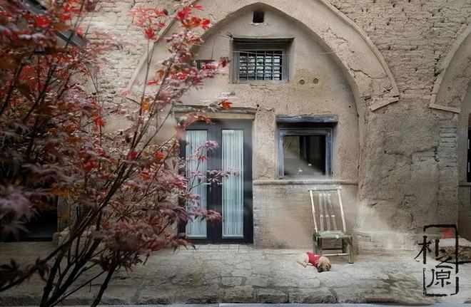 建筑师、设计师如何利用夯土墙装饰建筑立面？(图1)