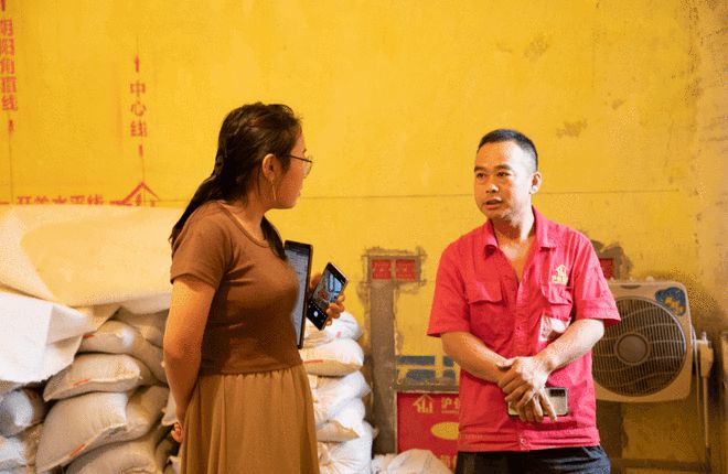 沪佳装饰：荣膺中国家装企业百强榜主张“先看工地再定装修”(图2)