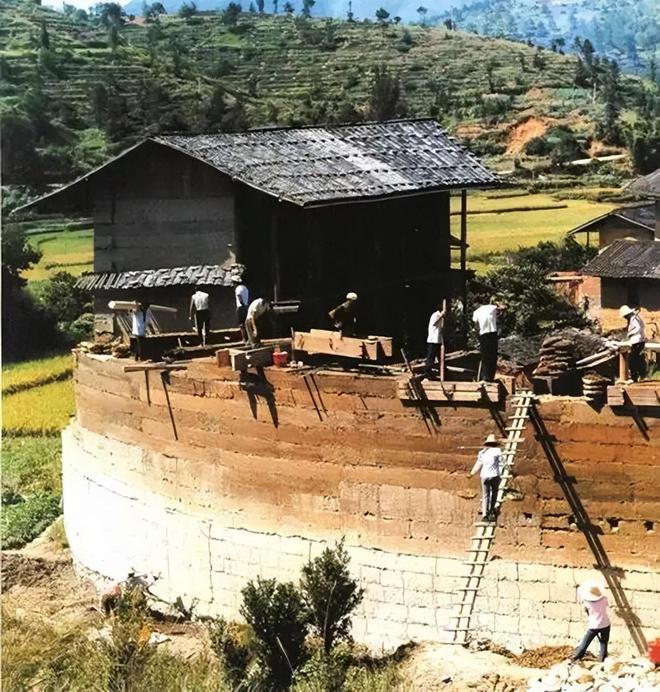 夯土墙：低碳与可持续建筑装饰的新趋势(图2)