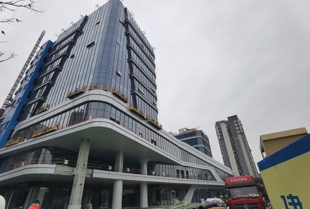 聚焦新能源金牛区一汽车主题项目即将完工！(图1)