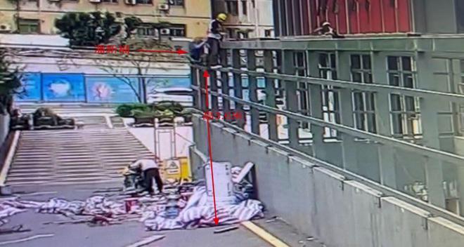 深圳天健创智云途地下停车场出口雨棚工程高坠事故查明致1死(图1)