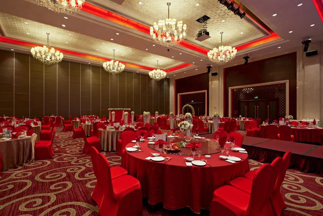 西安宴会中心装修酒店宴会厅装修厅酒店(图2)