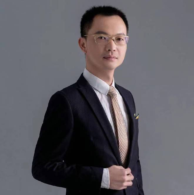 匠心谱华章艺韵融商海——厦门天廊装饰工程公司创始人黄义团(图1)