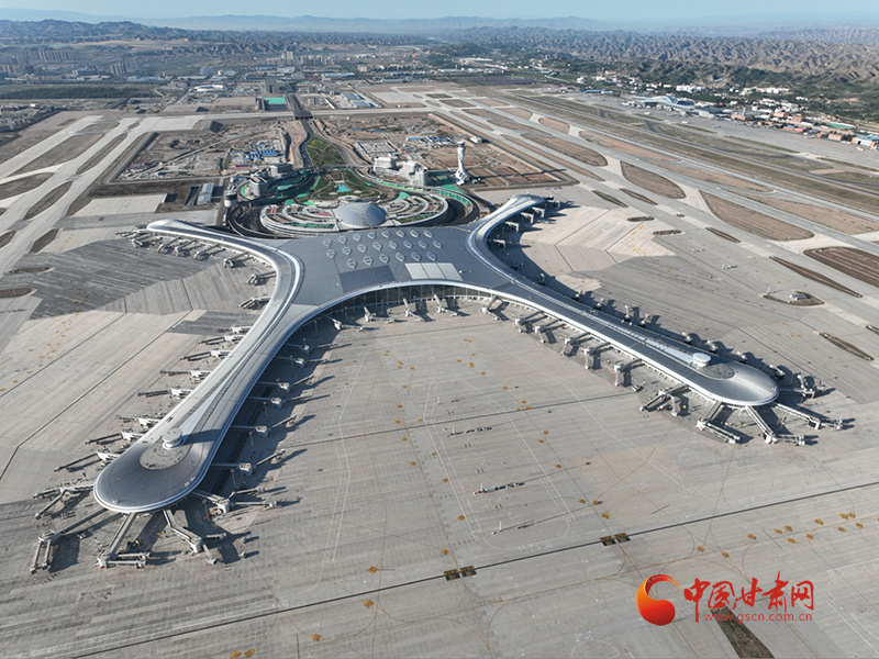 兰州中川国际机场三期扩建工程主体工程竣工(图1)